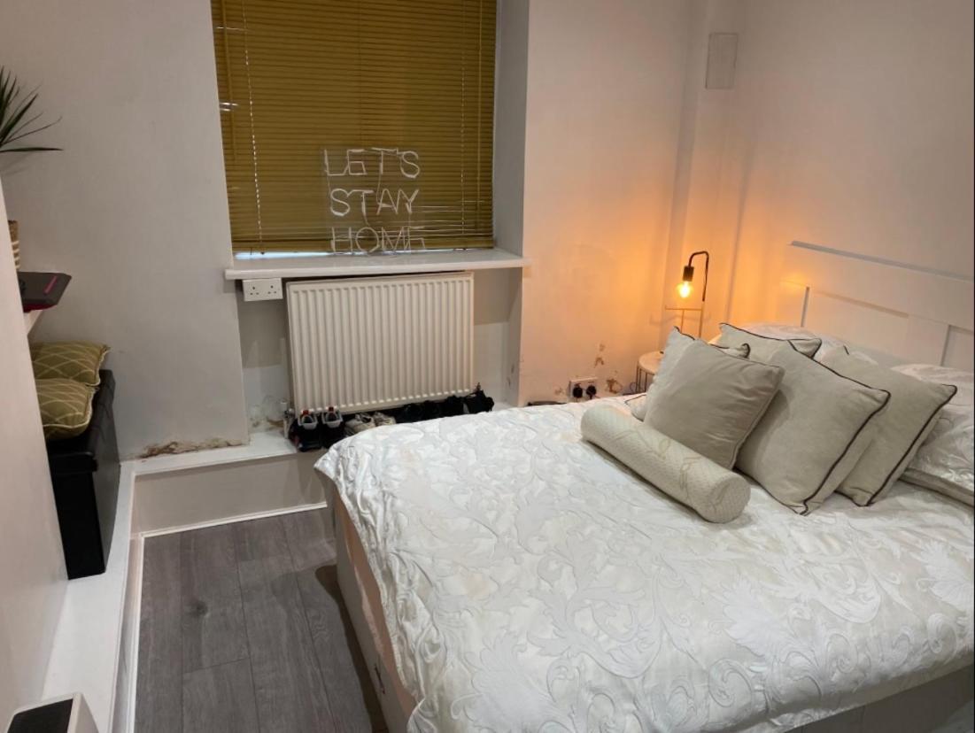 Central Private Double Bedroom In A 2Bedroom Apartment, Connected Via Underground, Overground And Many Bus Routes London Ngoại thất bức ảnh